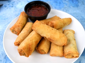 >Mini Vegetable Spring Rolls (Cold Only) Photo 1